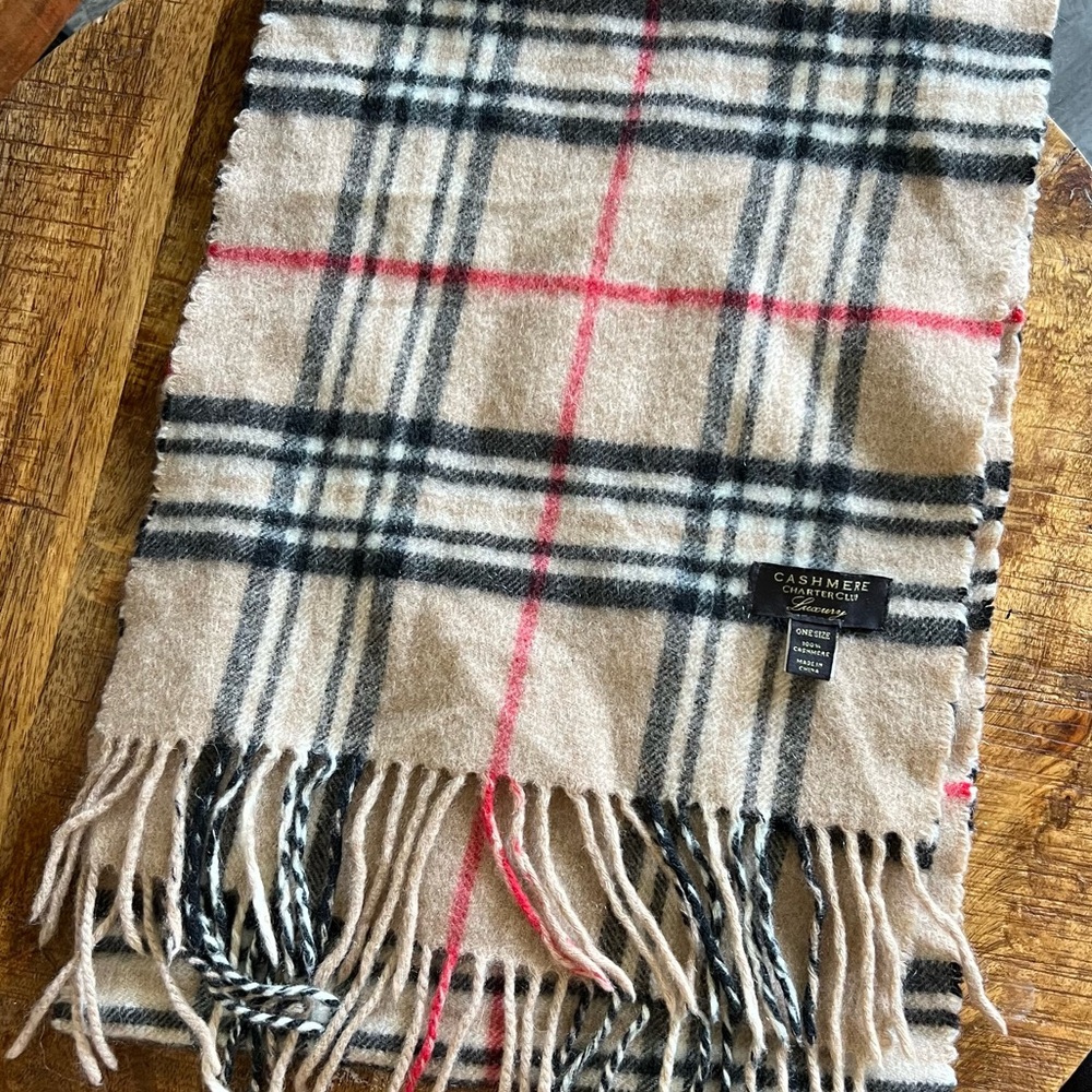 VINTAGE Charter Club (Lyxury) Cashmere Plaid Scarf